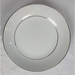 Crown Victoria Lovelace 5.5" China Bowl